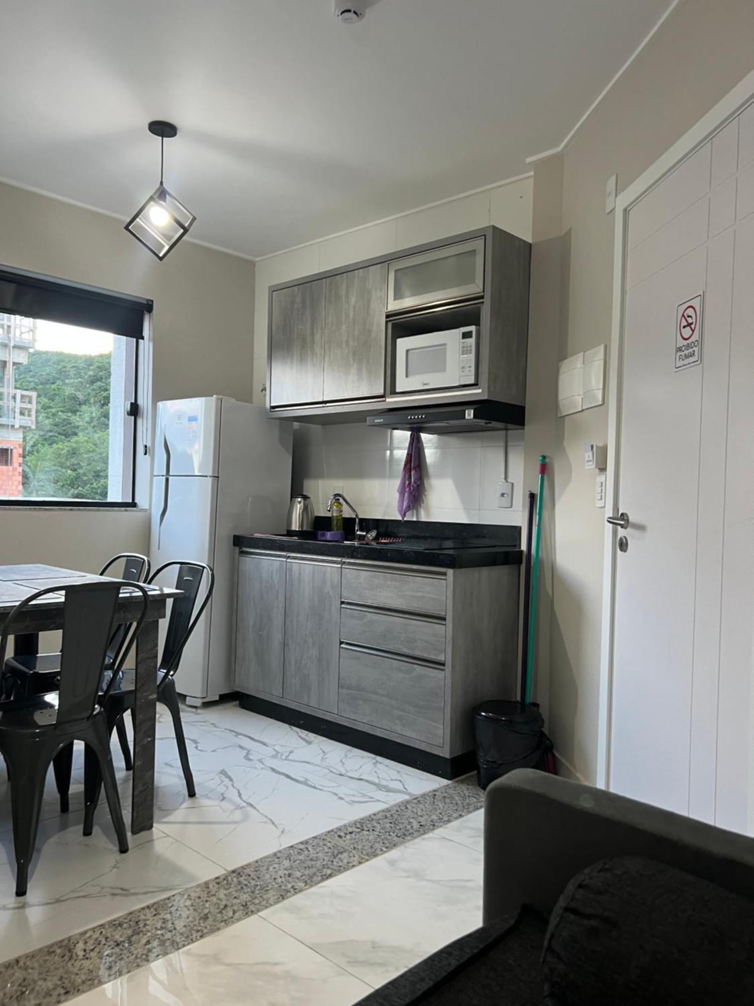 Residencial Yuema Apartment Bombinhas Bagian luar foto